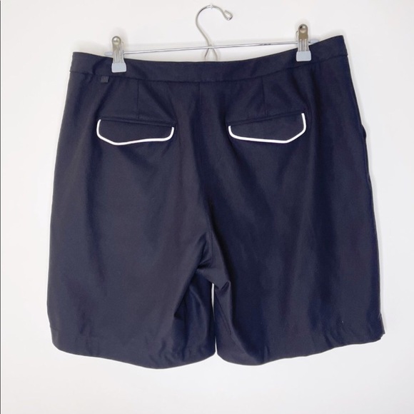 LULULEMON “Long Story” Black Shorts size 12 pleat front 4 pockets EUC 100% Poly - Picture 2 of 7